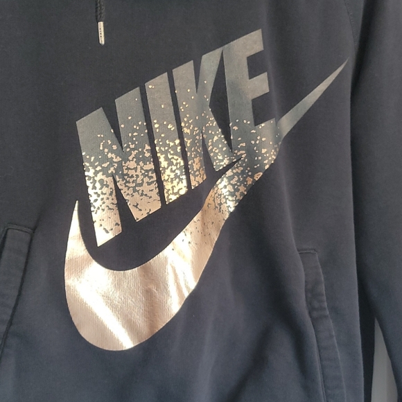 Nike Sweatshirt - Picture 2 of 5